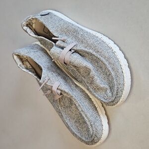 Hey Dude Wendy Linen Iron